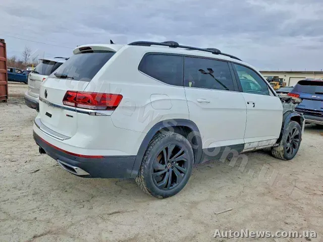 2022 Volkswagen Atlas, VIN 1V2HR2CA6NC513542 — фото 3 (copart)