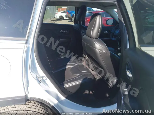 2018 Jeep Cherokee, VIN 1C4PJLLB8KD204115, госномер ВС3923ХЕ — фото 8 (iaai)