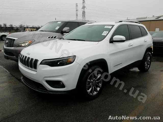 2018 Jeep Cherokee, VIN 1C4PJLLB8KD204115, госномер ВС3923ХЕ — фото 1 (manheim)