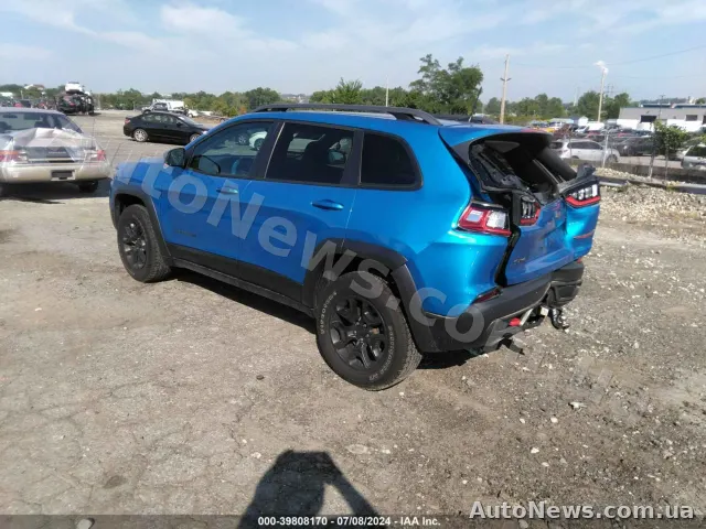2019 Jeep Cherokee, VIN 1C4PJMBX2LD576554, nr rej. СА4380КР — zdjęcie 3 (iaai)