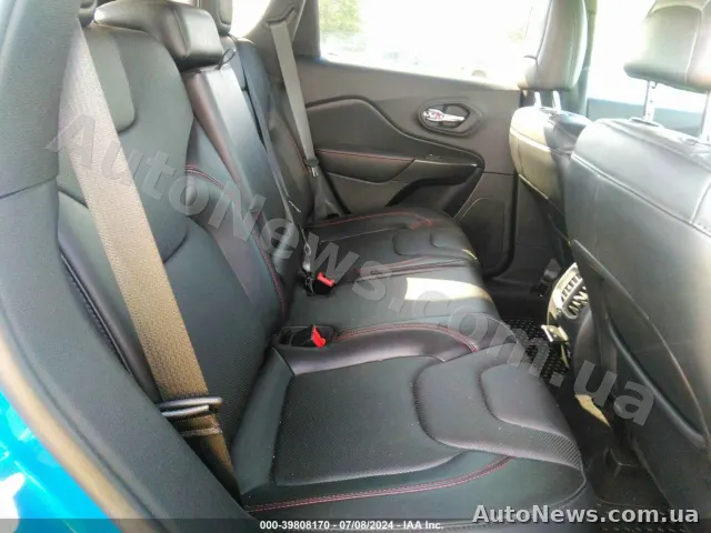 2019 Jeep Cherokee, VIN 1C4PJMBX2LD576554, nr rej. СА4380КР — zdjęcie 8 (iaai)