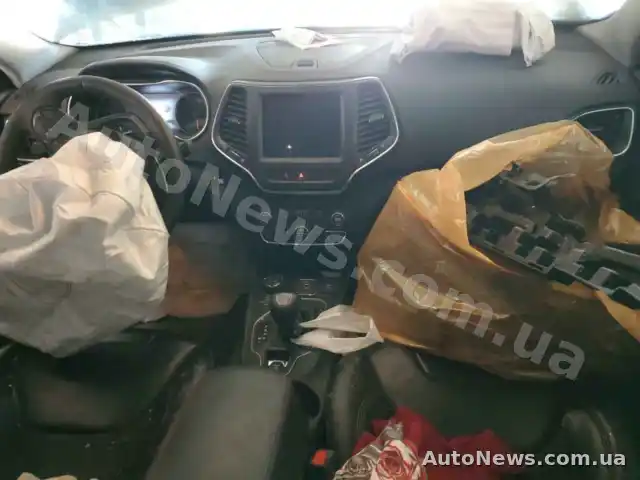 2019 Jeep Cherokee, VIN 1C4PJMBN9KD401540, держномер ВМ0197ЕК — фото 8 (copart)