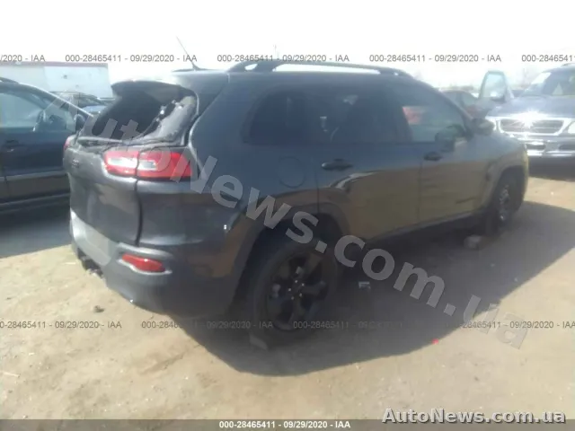 2016 Jeep Cherokee, VIN 1C4PJLAB4HW577135, nr rej. КА0665РР — zdjęcie 4 (iaai)