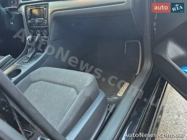2013 Volkswagen Passat, VIN 1VWAP7A3XEC026660, держномер АХ7525МХ — фото 10 (autoria)