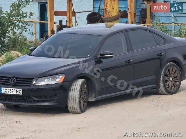 2013 Volkswagen Passat, VIN 1VWAP7A3XEC026660, держномер АХ7525МХ — фото 2 (autoria)