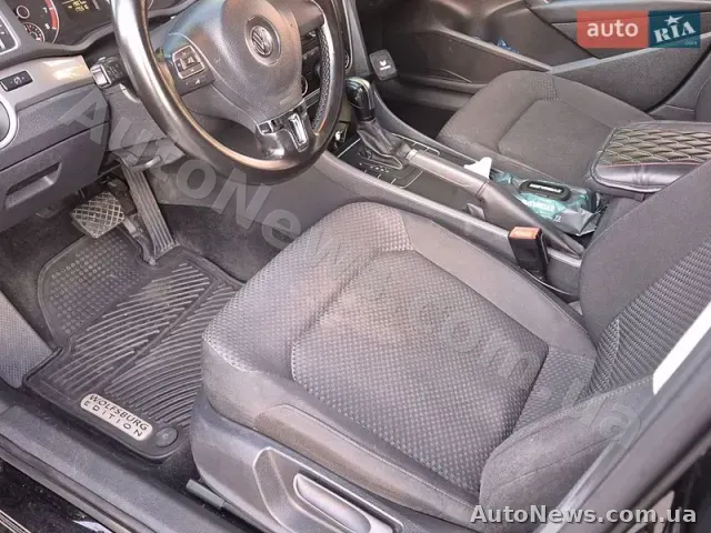 2013 Volkswagen Passat, VIN 1VWAP7A3XEC026660, держномер АХ7525МХ — фото 7 (autoria)