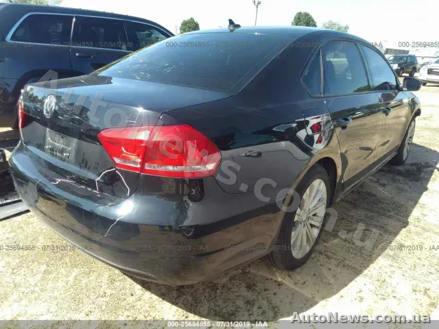 2013 Volkswagen Passat, VIN 1VWAP7A3XEC026660, держномер АХ7525МХ — фото 4 (iaai)