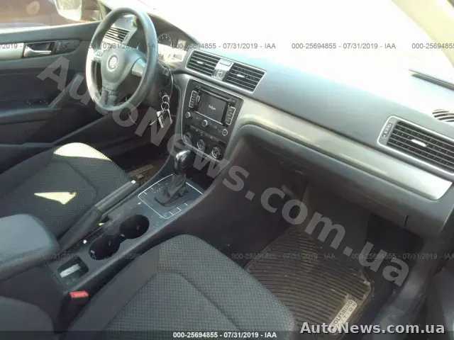 2013 Volkswagen Passat, VIN 1VWAP7A3XEC026660, держномер АХ7525МХ — фото 5 (iaai)
