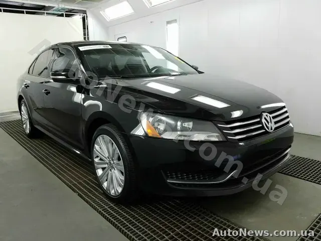 2013 Volkswagen Passat, VIN 1VWAP7A3XEC026660, держномер АХ7525МХ — фото 3 (manheim)