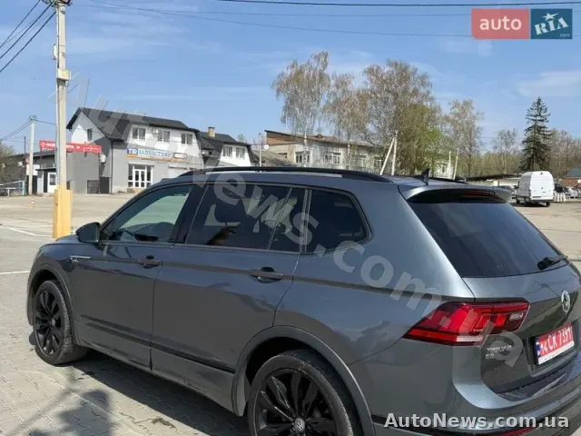 2021 Volkswagen Tiguan, VIN 3VV2B7AX0MM048576 — фото 2 (autoria)