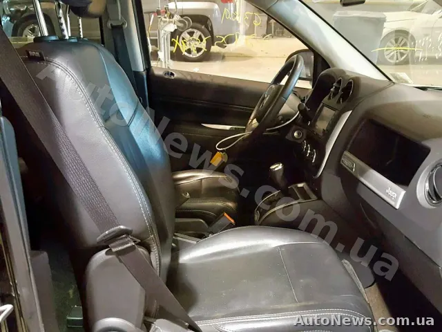 2014 Jeep Compass LI — фото 5 (copart)