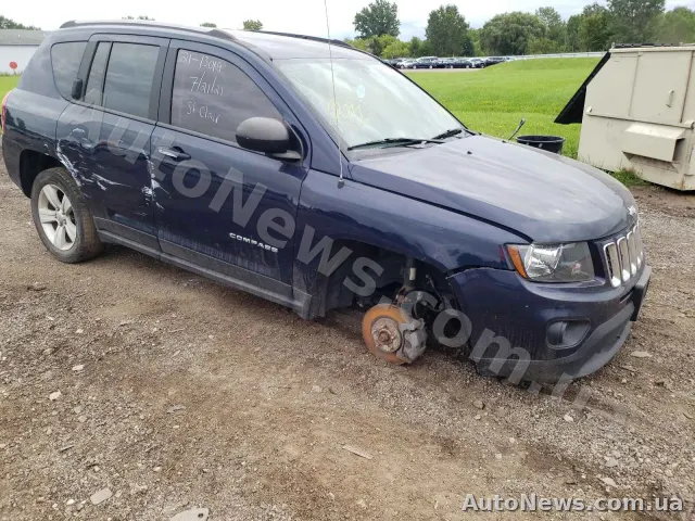 2017 Jeep Compass — zdjęcie 9 (copart)