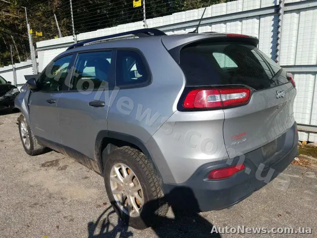 2015 Jeep Cherokee, VIN 1C4PJMAB1FW774766, nr rej. ВМ6635ЕК — zdjęcie 3 (copart)