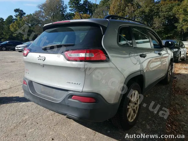 2015 Jeep Cherokee, VIN 1C4PJMAB1FW774766, nr rej. ВМ6635ЕК — zdjęcie 4 (copart)
