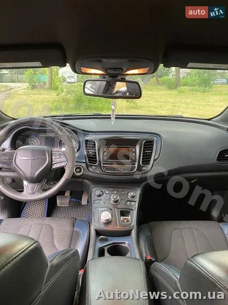 2015 Chrysler 200 — фото 21 (autoria)