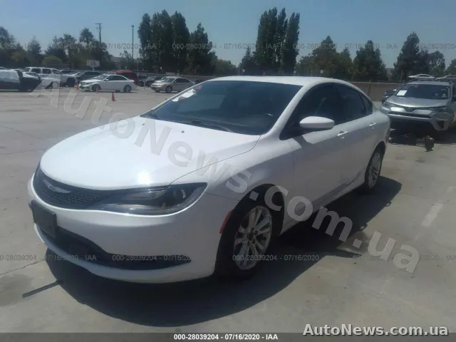 2015 Chrysler 200 — фото 2 (iaai)