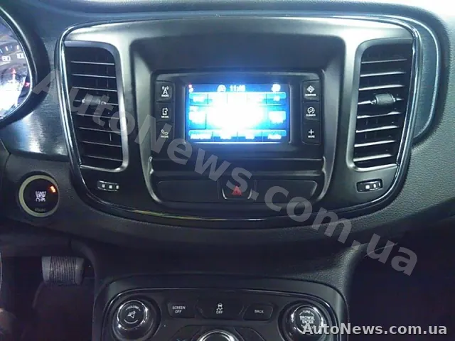 2015 Chrysler 200 — фото 4 (manheim)