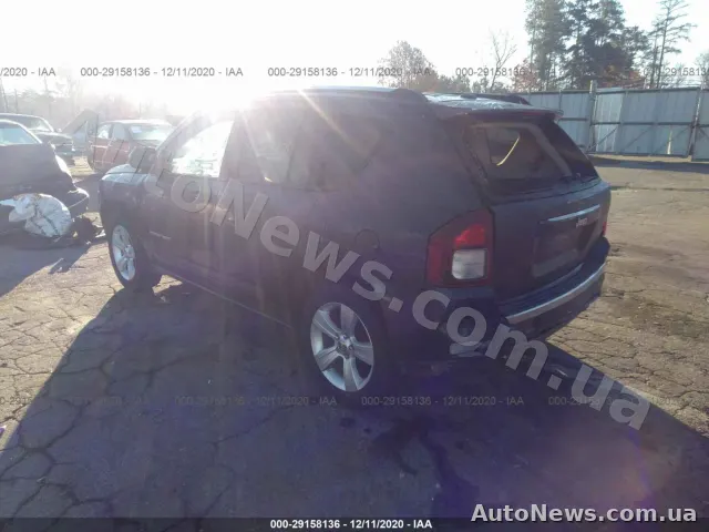2015 Jeep Compass — photo 3 (iaai)