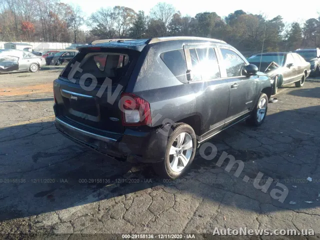 2015 Jeep Compass — photo 4 (iaai)