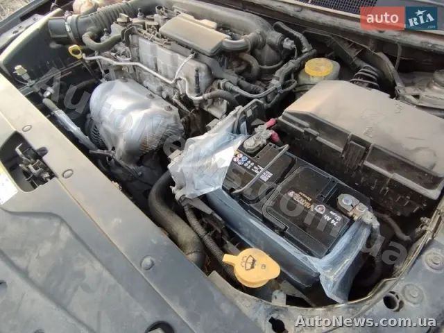 2014 Chrysler 200 — photo 17 (autoria)
