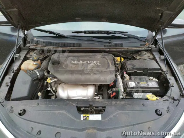2015 Chrysler 200 — photo 11 (copart)