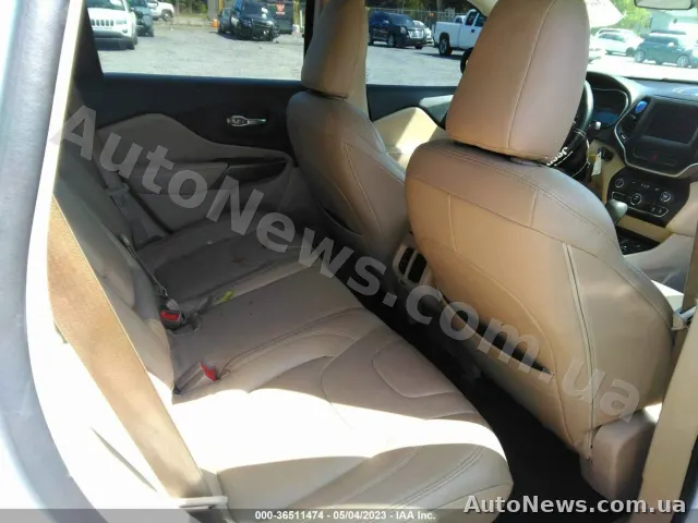 2019 Jeep Cherokee — фото 8 (iaai)