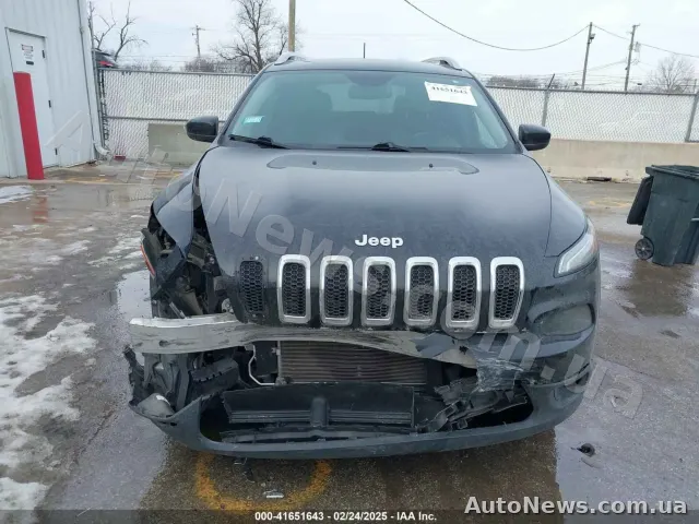 2018 Jeep Cherokee — фото 13 (iaai)
