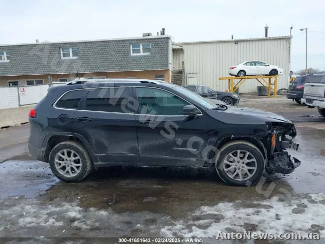 2018 Jeep Cherokee — фото 14 (iaai)