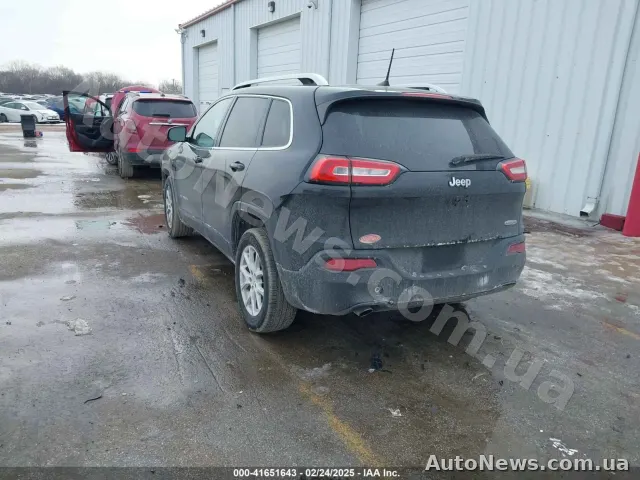 2018 Jeep Cherokee — фото 3 (iaai)