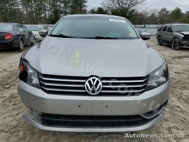 2014 Volkswagen Passat, VIN 1VWBT7A30EC065242, plate КА9113МР — photo 5 (copart)