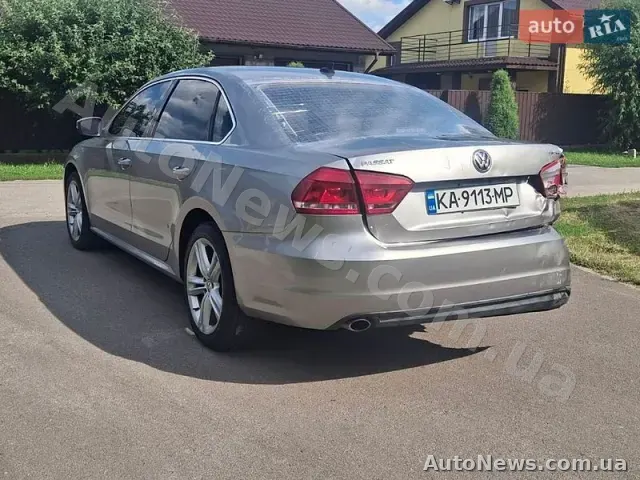 2014 Volkswagen Passat, VIN 1VWBT7A30EC065242, госномер КА9113МР — фото 5 (autoria)