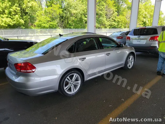 2014 Volkswagen Passat, VIN 1VWBT7A30EC065242, госномер КА9113МР — фото 11 (manheim)
