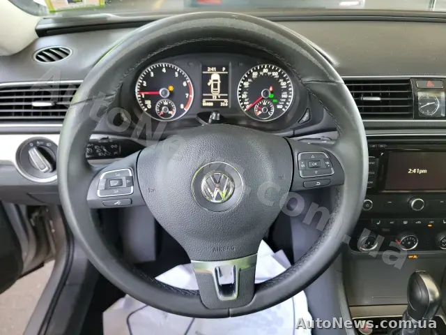 2014 Volkswagen Passat, VIN 1VWBT7A30EC065242, госномер КА9113МР — фото 17 (manheim)