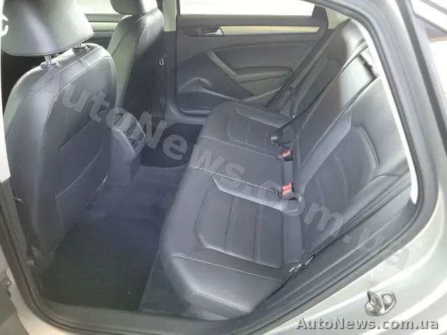 2014 Volkswagen Passat, VIN 1VWBT7A30EC065242, госномер КА9113МР — фото 20 (manheim)