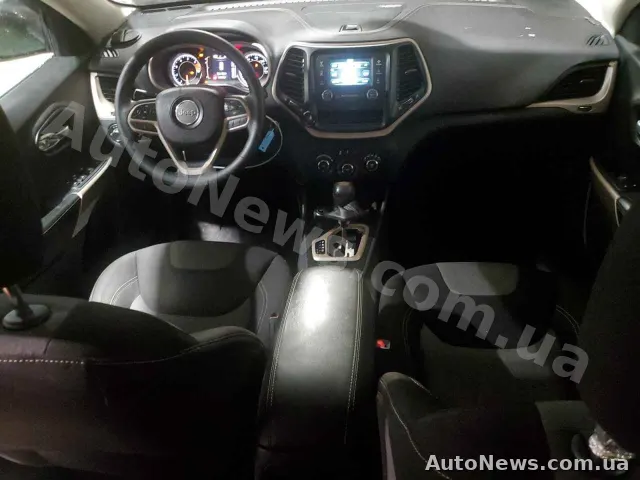 2017 Jeep Grand Cher, VIN 1C4PJMAB6HW612019 — фото 8 (copart)