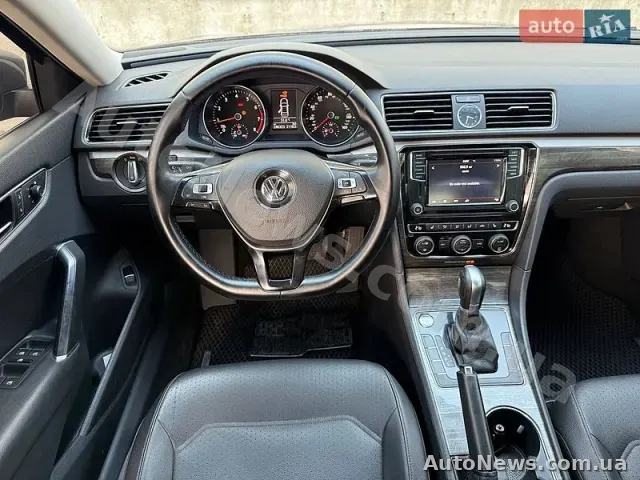 2016 Volkswagen Passat, VIN 1VWBT7A32HC023045, держномер ВМ0001ММ — фото 24 (autoria)