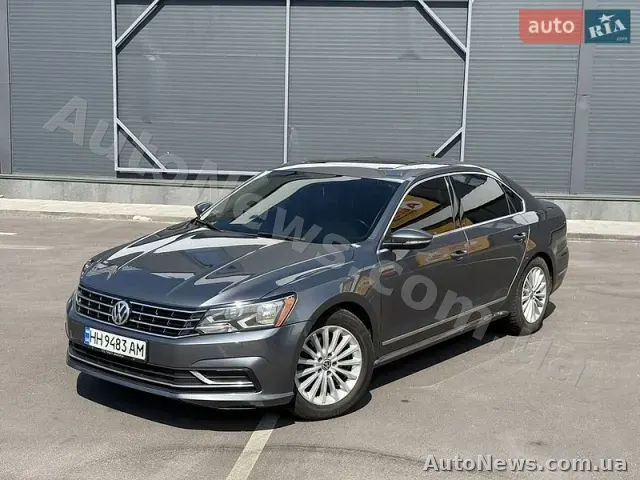 2016 Volkswagen Passat, VIN 1VWBT7A32HC023045, держномер ВМ0001ММ — фото 3 (autoria)