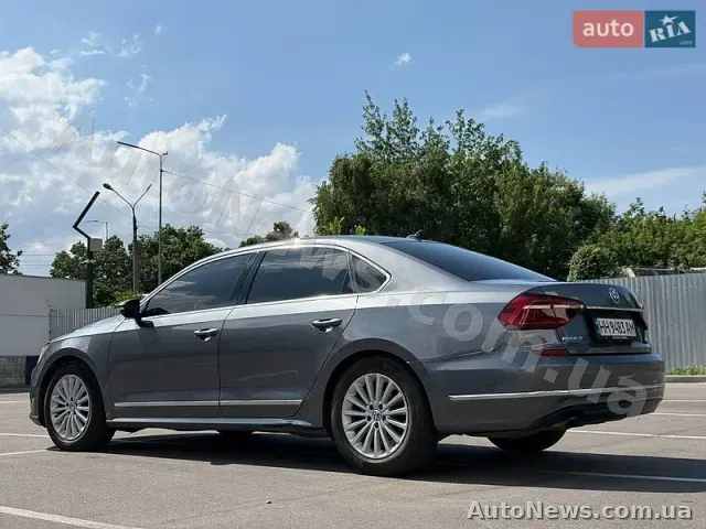 2016 Volkswagen Passat, VIN 1VWBT7A32HC023045, держномер ВМ0001ММ — фото 7 (autoria)