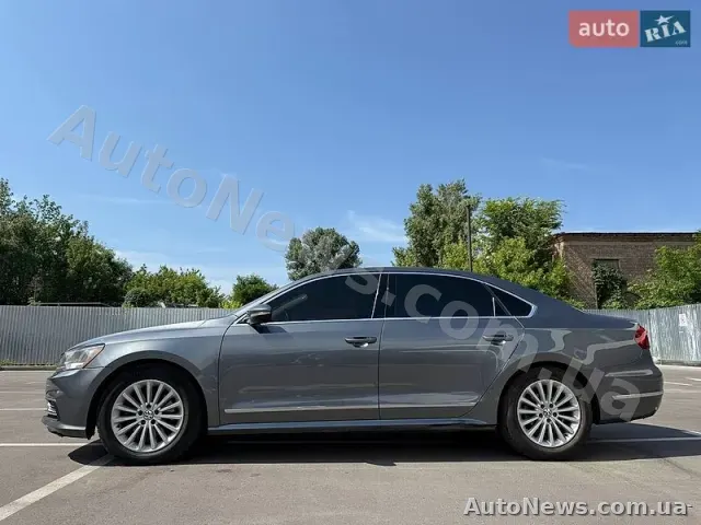 2016 Volkswagen Passat, VIN 1VWBT7A32HC023045, держномер ВМ0001ММ — фото 8 (autoria)