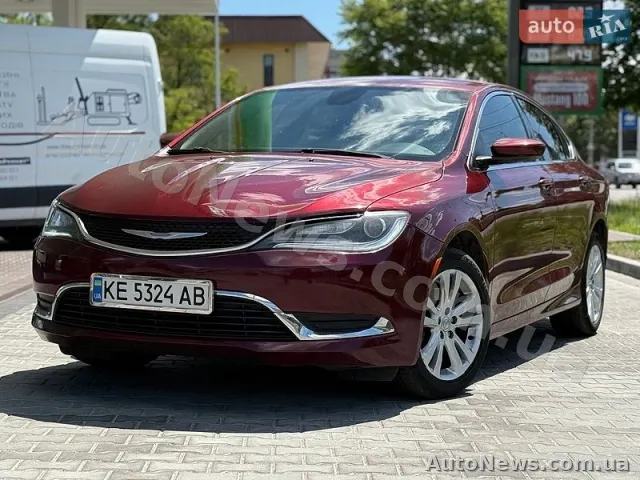 2015 Chrysler 200, VIN 1C3CCCAB5FN718861, госномер КЕ5324АВ — фото 1 (autoria)