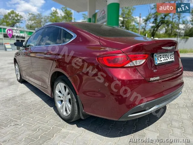 2015 Chrysler 200, VIN 1C3CCCAB5FN718861, госномер КЕ5324АВ — фото 12 (autoria)