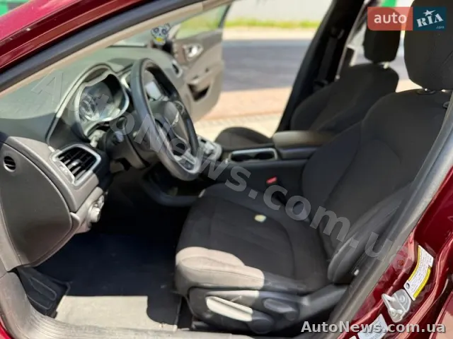 2015 Chrysler 200, VIN 1C3CCCAB5FN718861, госномер КЕ5324АВ — фото 13 (autoria)
