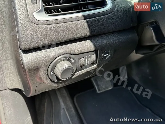 2015 Chrysler 200, VIN 1C3CCCAB5FN718861, госномер КЕ5324АВ — фото 15 (autoria)