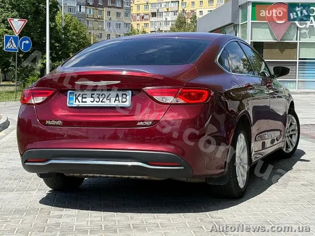 2015 Chrysler 200, VIN 1C3CCCAB5FN718861, госномер КЕ5324АВ — фото 8 (autoria)