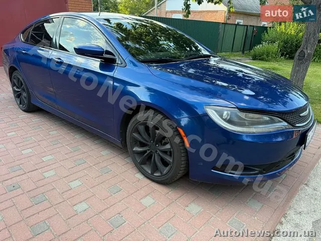 2014 Chrysler 200 — zdjęcie 11 (autoria)