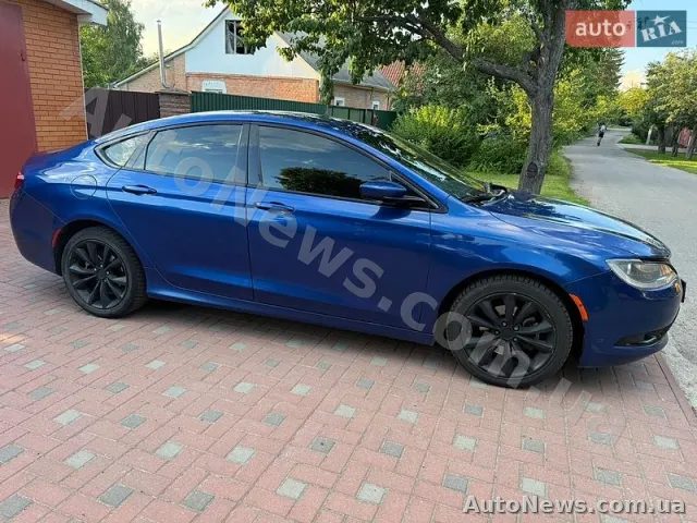 2014 Chrysler 200 — zdjęcie 13 (autoria)