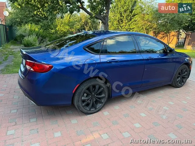 2014 Chrysler 200 — zdjęcie 17 (autoria)