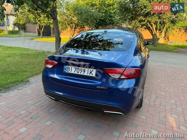 2014 Chrysler 200 — zdjęcie 21 (autoria)
