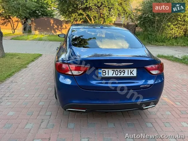 2014 Chrysler 200 — zdjęcie 24 (autoria)