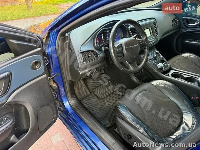 2014 Chrysler 200 — zdjęcie 34 (autoria)